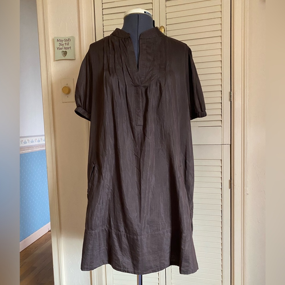 Trinity Dress Lightweight, Soft Feel w/ Pockets size Women's Large Brown color